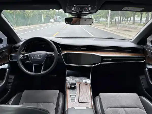 Audi A6L 2019