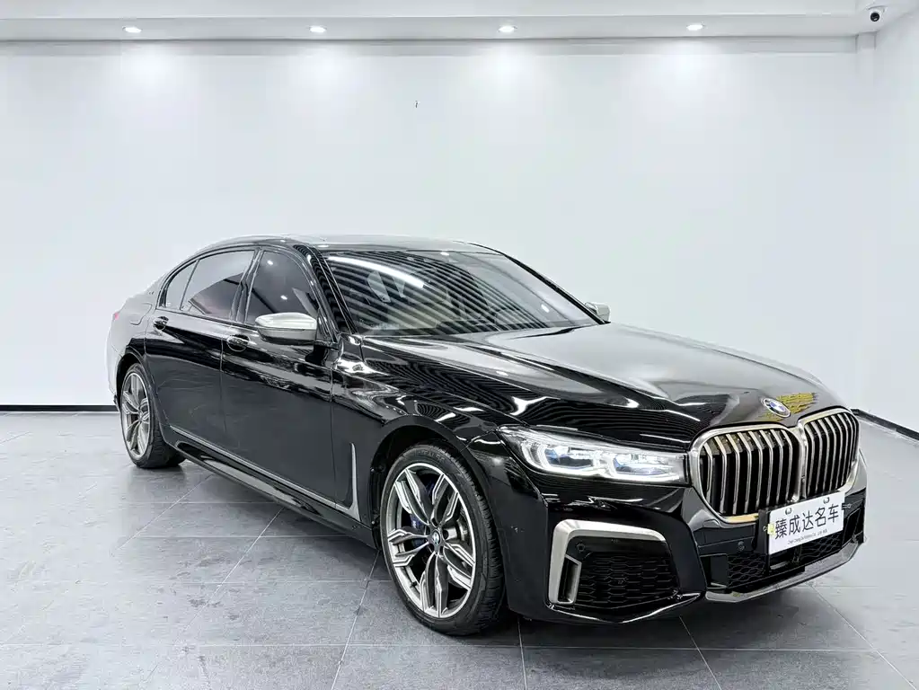 BMW 7 Series 2018 — фото 2