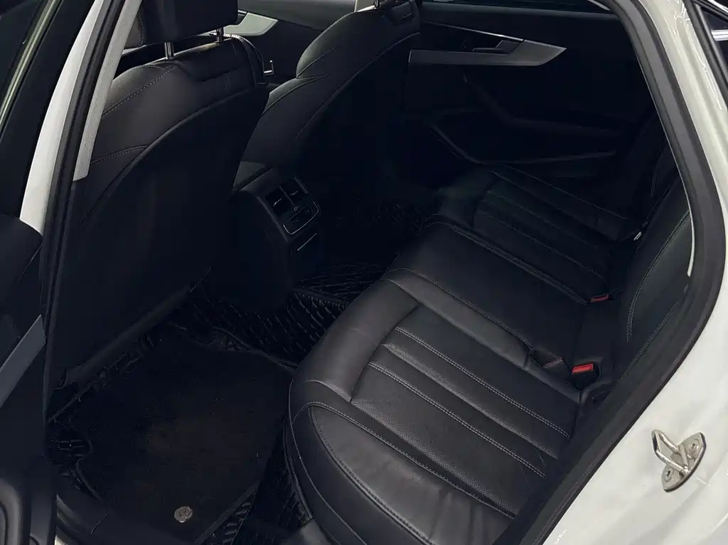 Audi A4L 2022