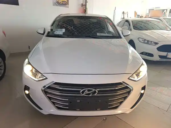 Hyundai Celesta 2018