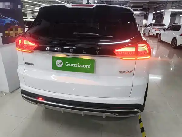 Geely Boyue 2022