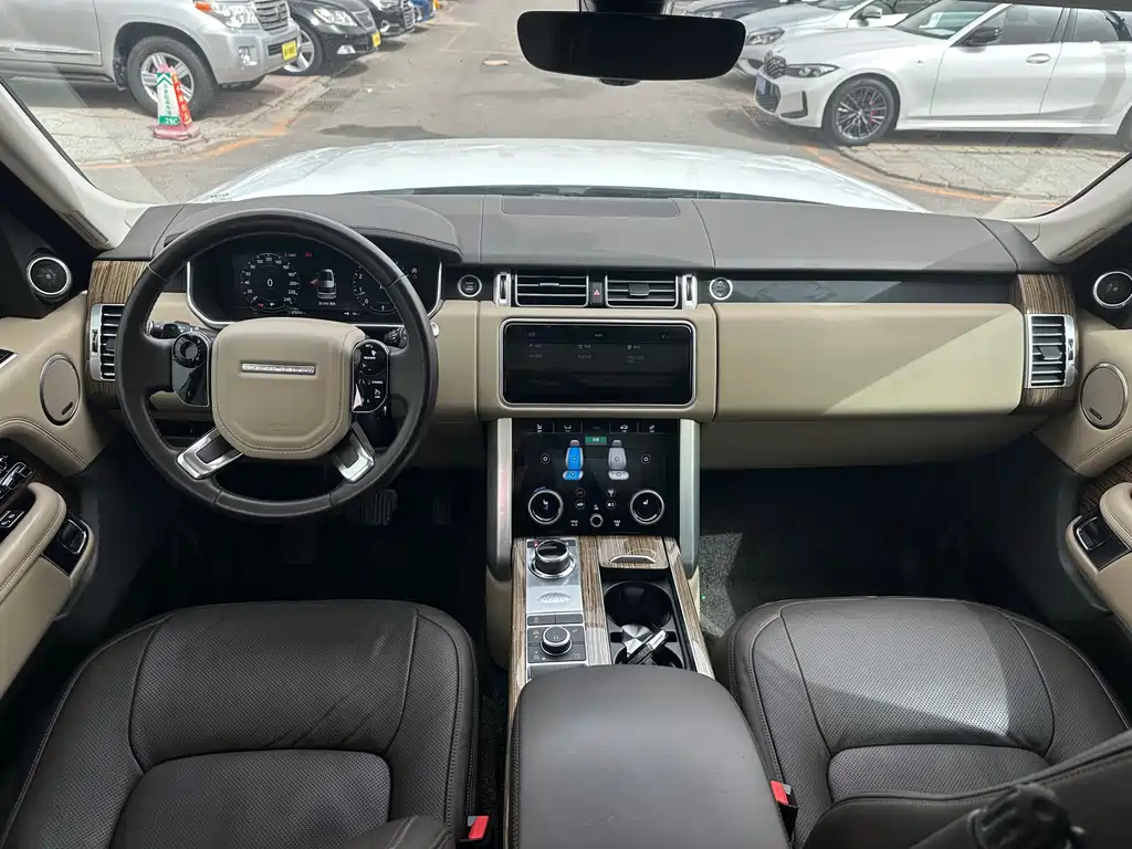 Land Rover Range Rover 2019 — фото 13