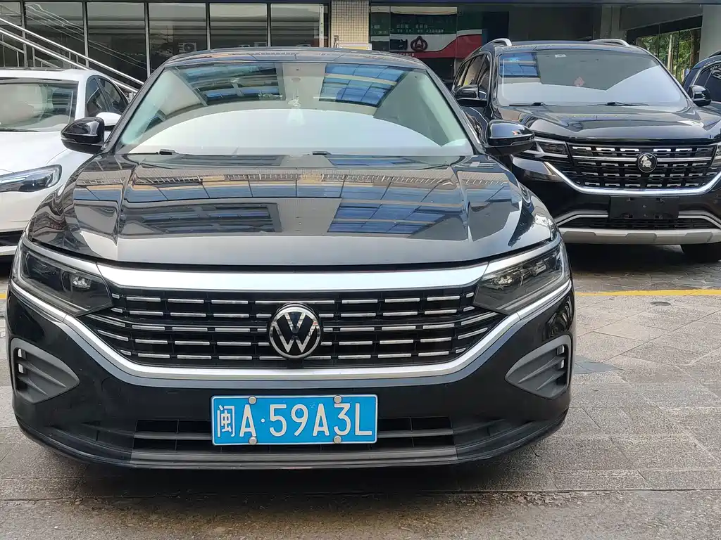 Volkswagen Passat 2023