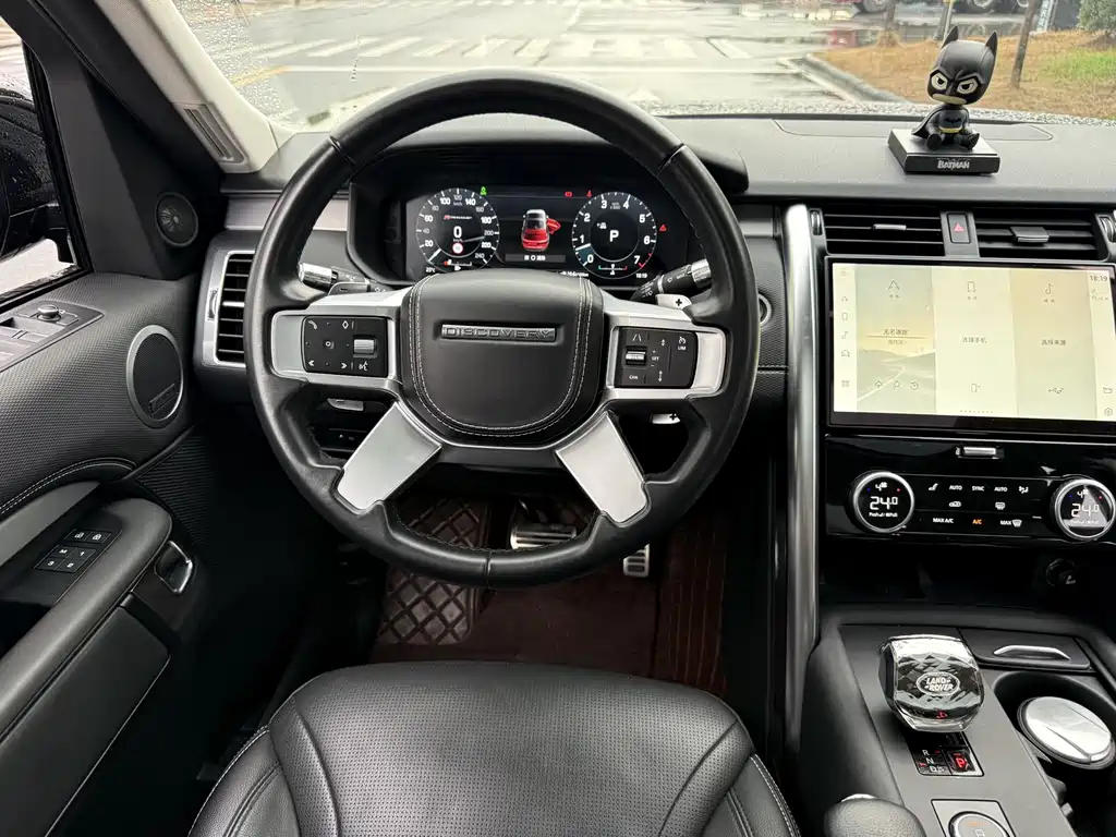 Land Rover Discovery 2022 — фото 12