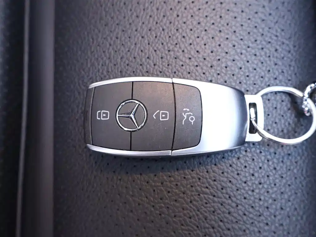 Mercedes-Benz C-Class 2021 — фото 25