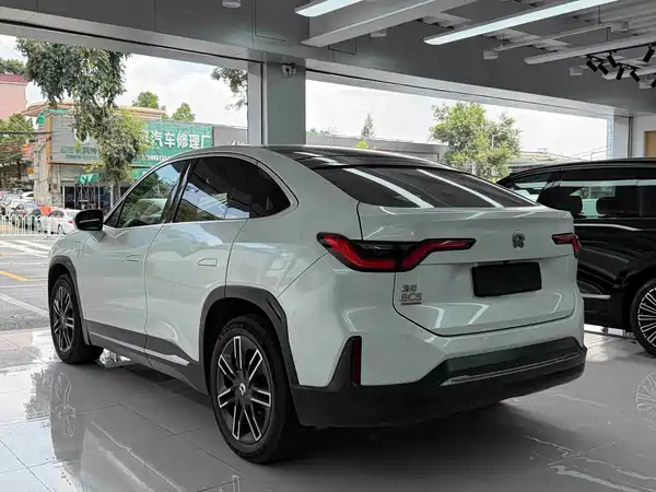 NIO EC6 2021