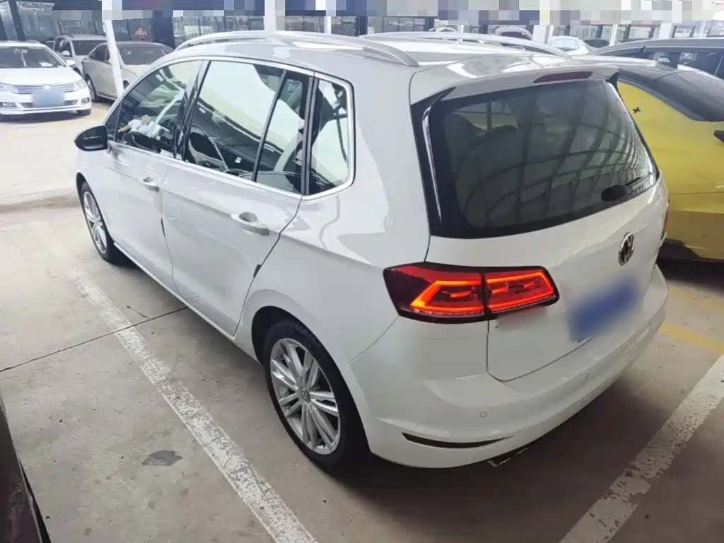 Volkswagen Golf Jialu 2018 — фото 5