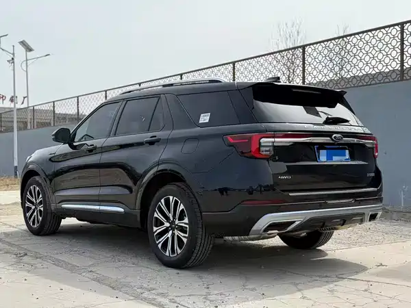 Ford Explorer 2024