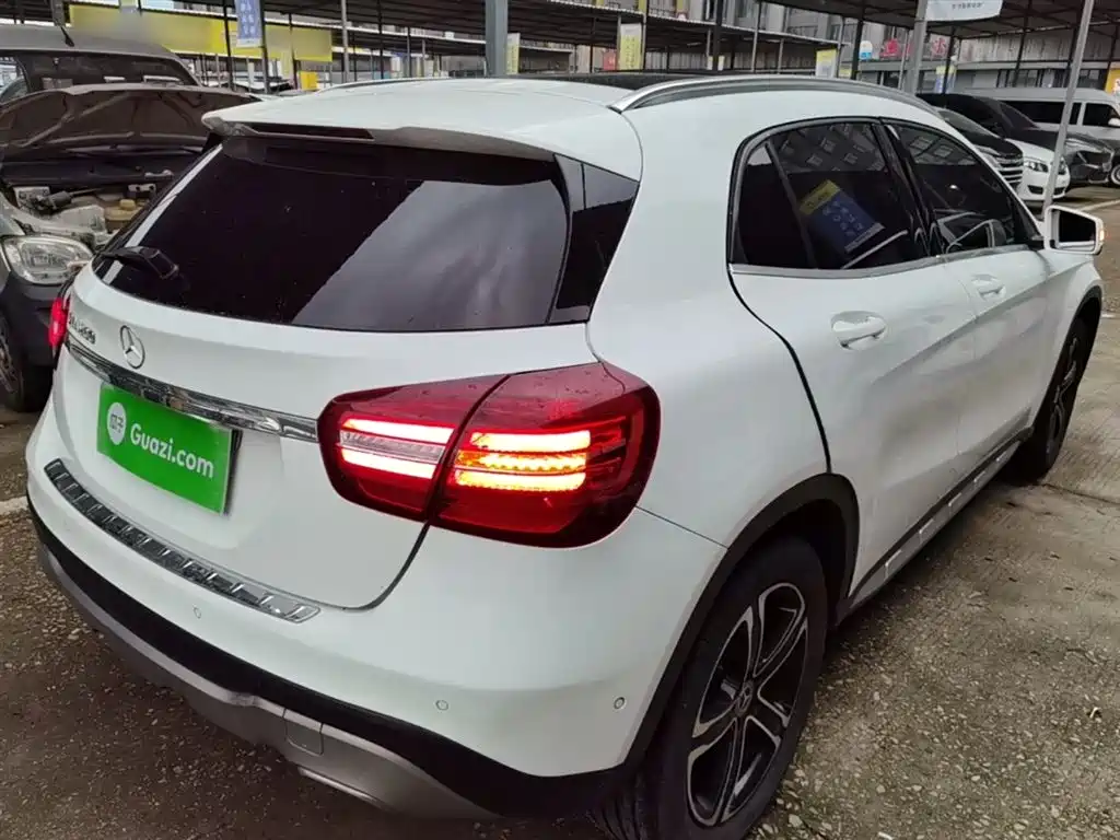 Mercedes-Benz GLA 2018 — фото 7