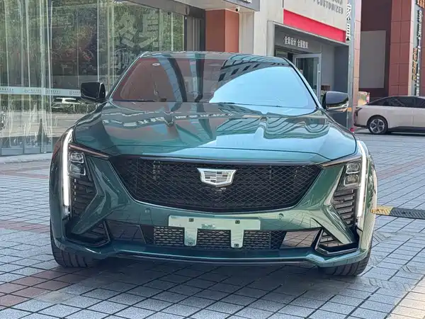 Cadillac CT5 2025