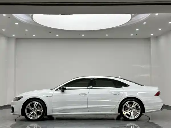 Audi A7L 2023