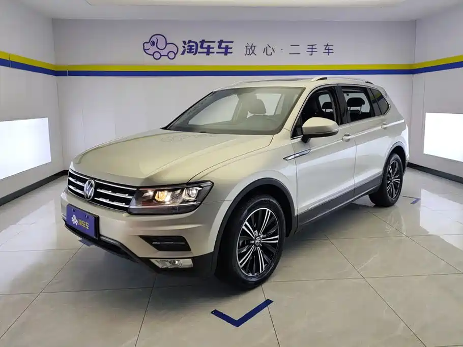 Volkswagen Tiguan L 2021 — фото 1