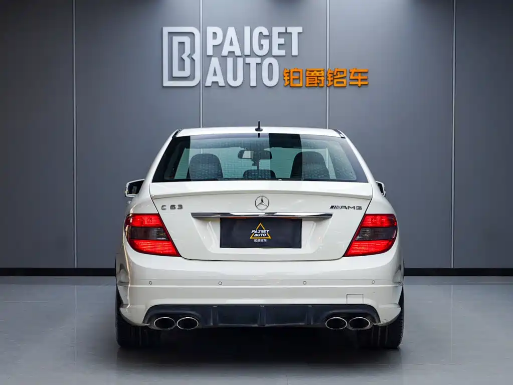 Mercedes-Benz C-Class AMG 2011 — фото 5