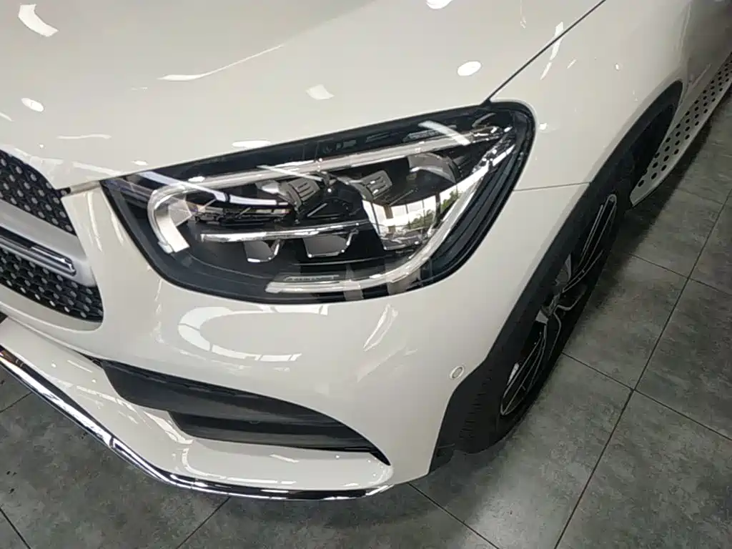 Mercedes-Benz GLC 2021 — фото 15