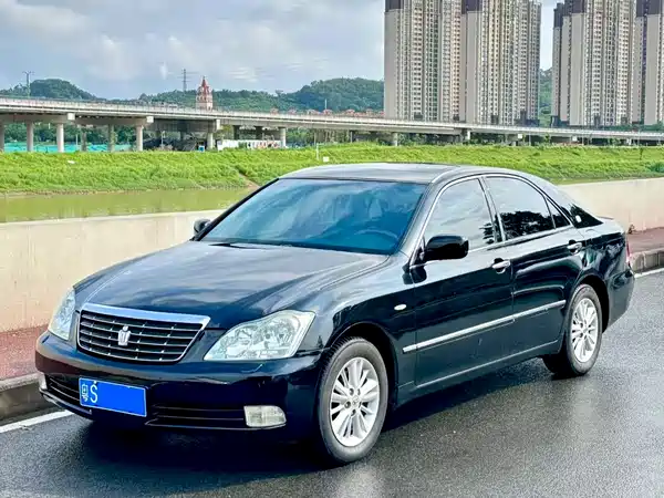 Toyota Crown 2007