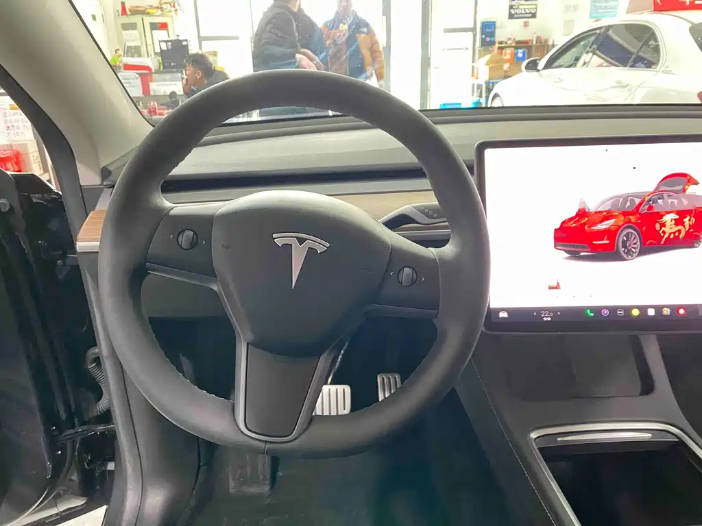 Tesla Model Y 2022 — фото 14