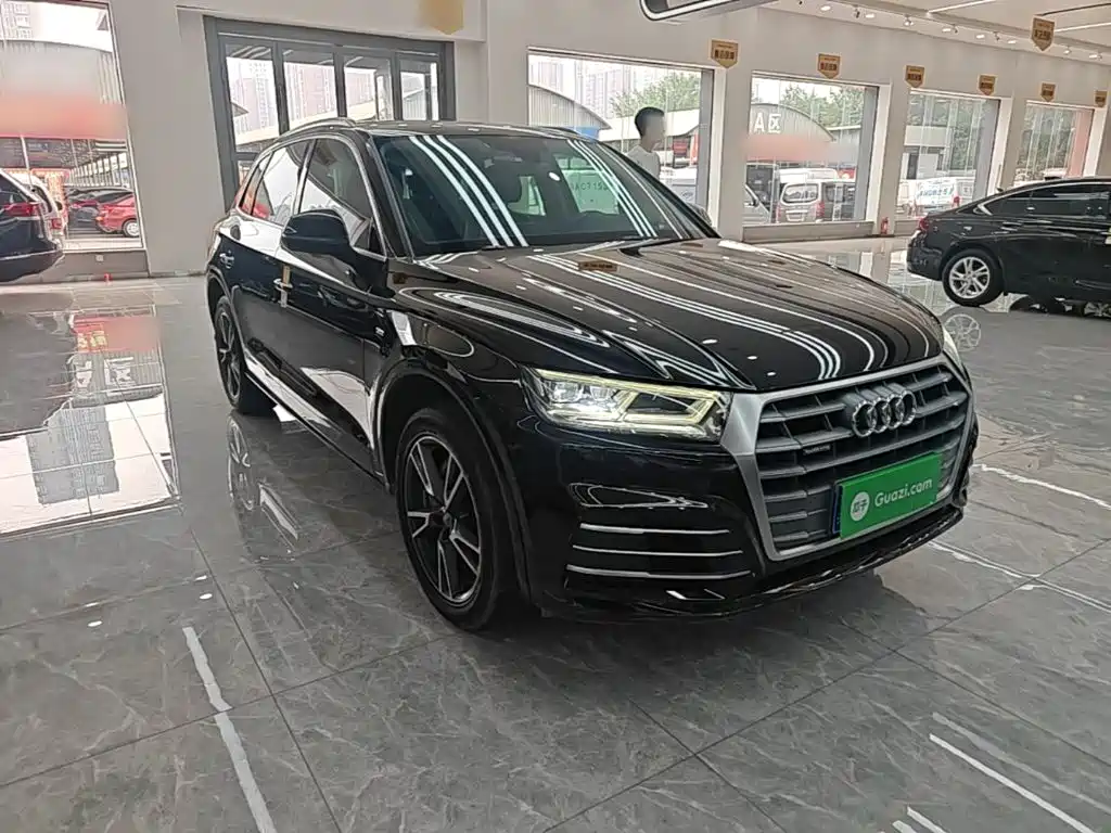 Audi Q5L 2019 — фото 4