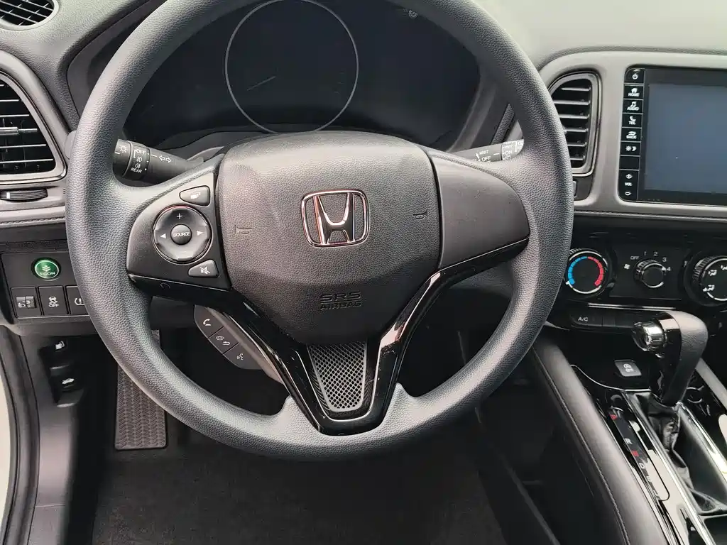 Honda Vezel 2020 — фото 9
