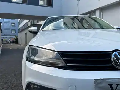 Volkswagen Sagitar 2018