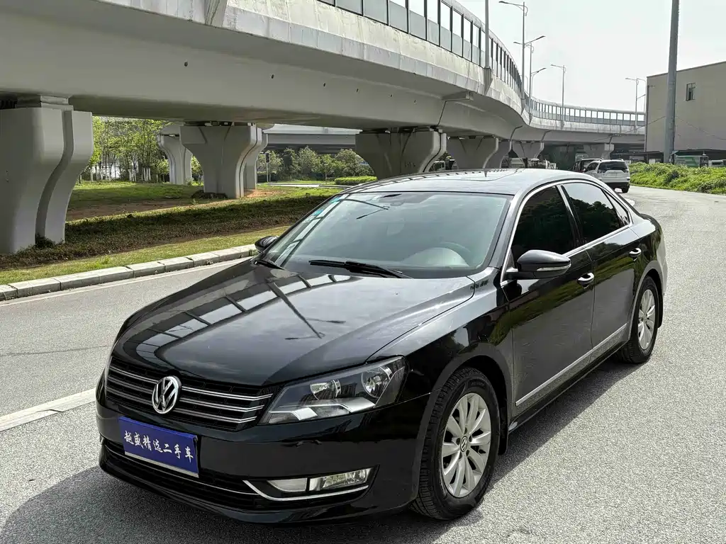Volkswagen Passat 2014 — фото 1