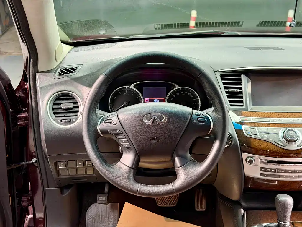 Infiniti JX 2014 — фото 15