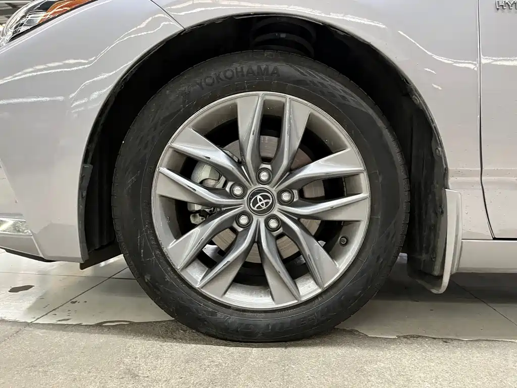 Toyota Avalon 2021 — фото 13