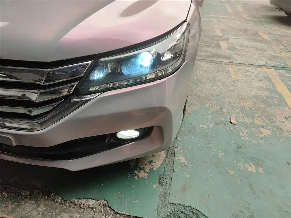 Honda Accord 2014 — фото 24
