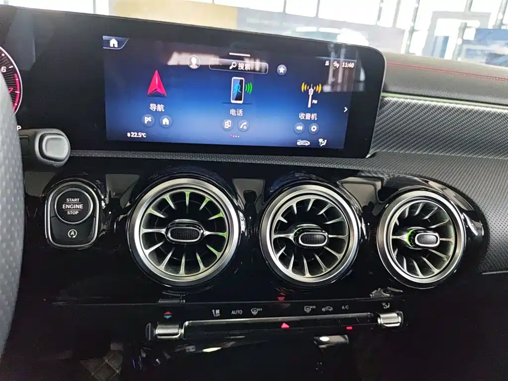 Mercedes-Benz A-Class 2024 — фото 20