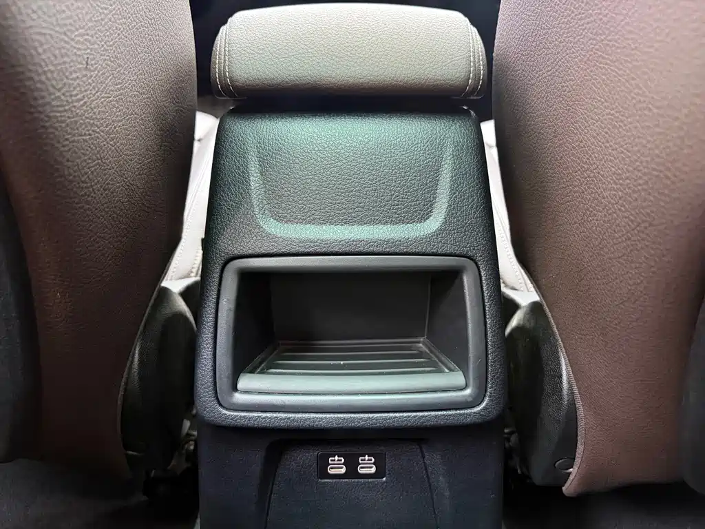 BMW 1 Series 2022 — фото 17