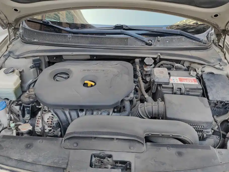 Hyundai Mistra 2015 — фото 10