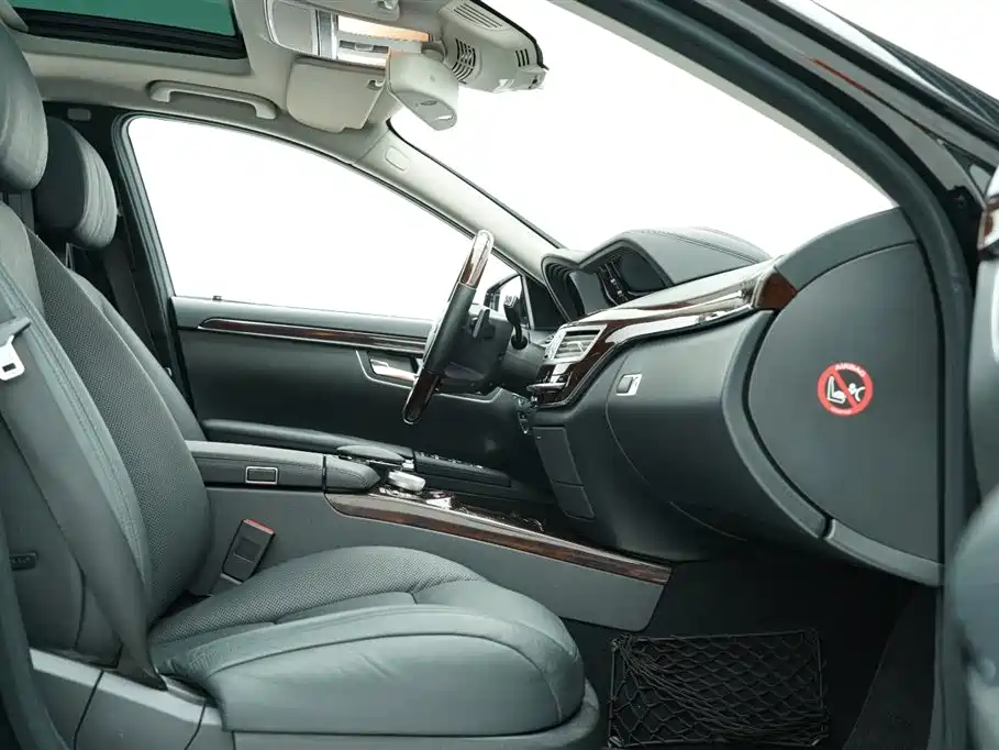 Mercedes-Benz S-Class 2011 — фото 28