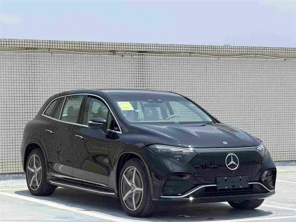 Mercedes-Benz EQS SUV 2026 — фото 3