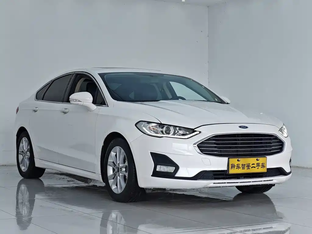 Ford Mondeo 2021 — фото 3