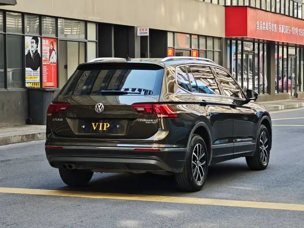 Volkswagen Tiguan L 2018 — фото 9