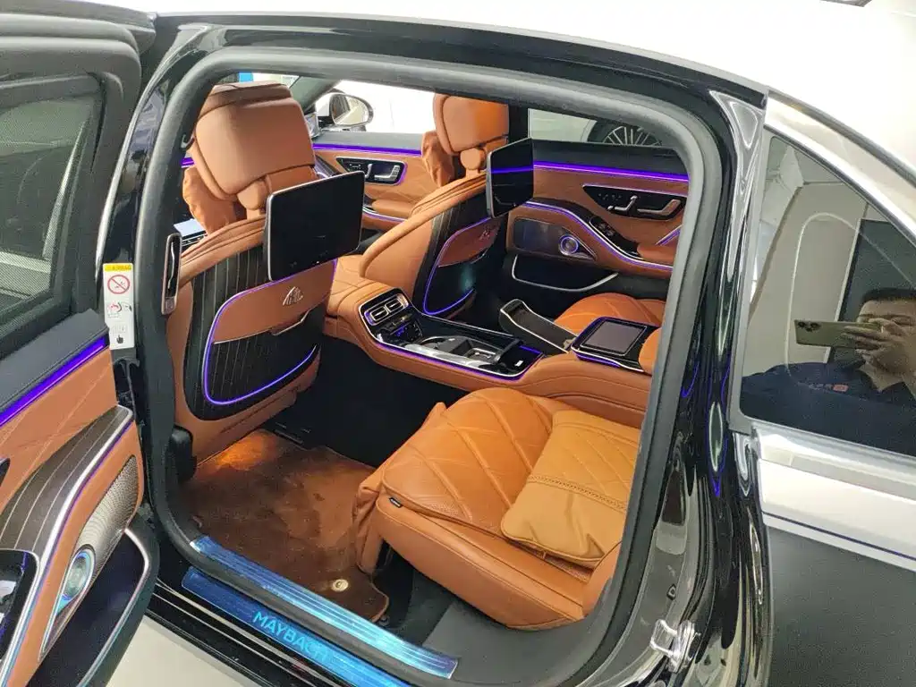 Mercedes-Benz Maybach S-Class 2021