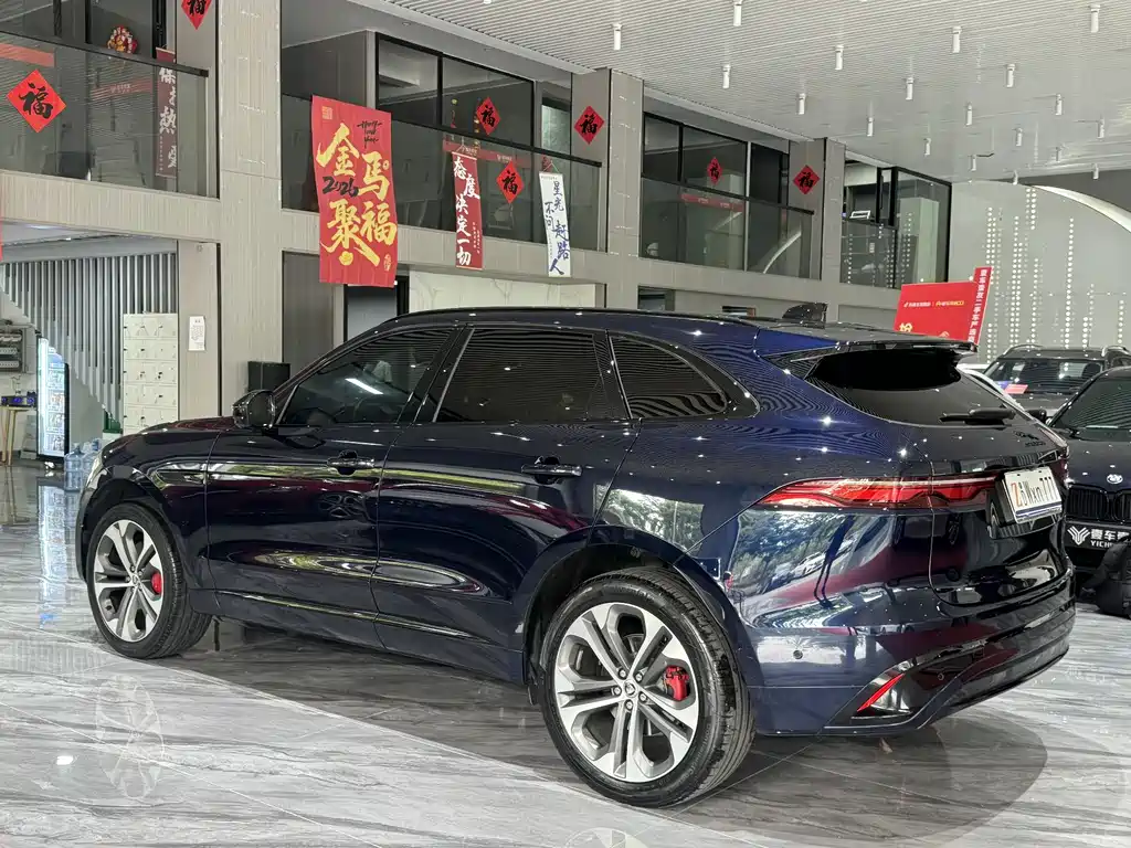 Jaguar F-PACE 2024 — фото 29