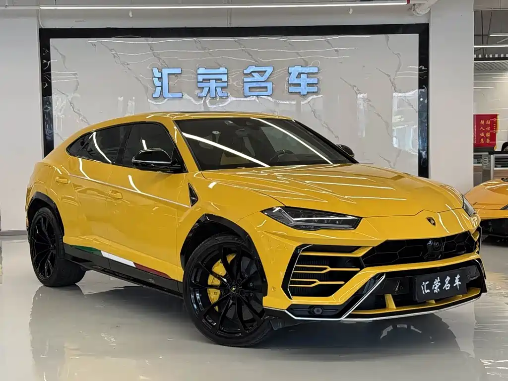 Lamborghini Urus 2023 — фото 3