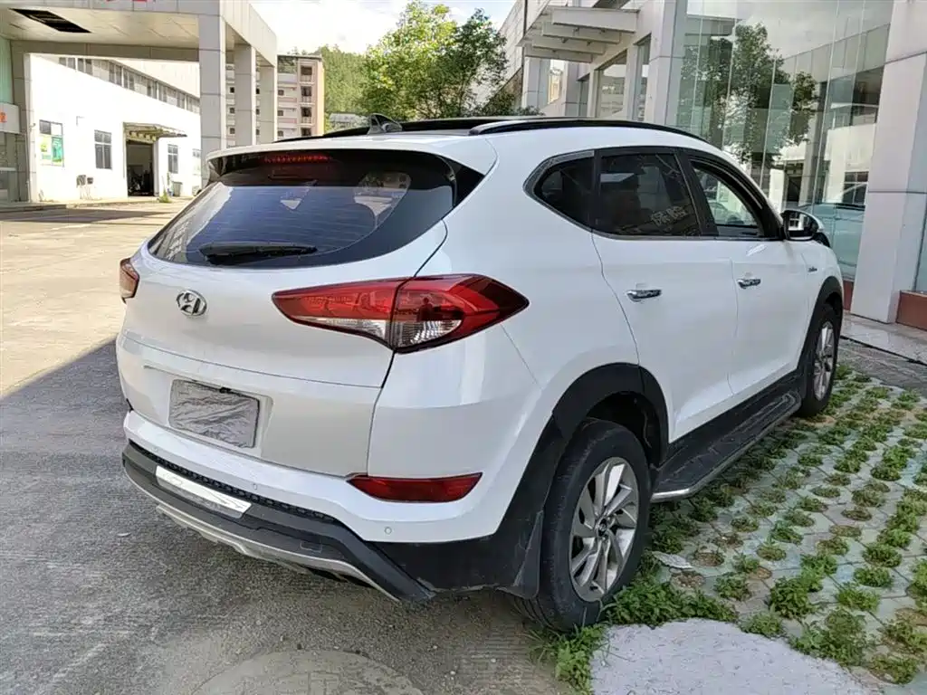 Hyundai Tucson 2016 — фото 7