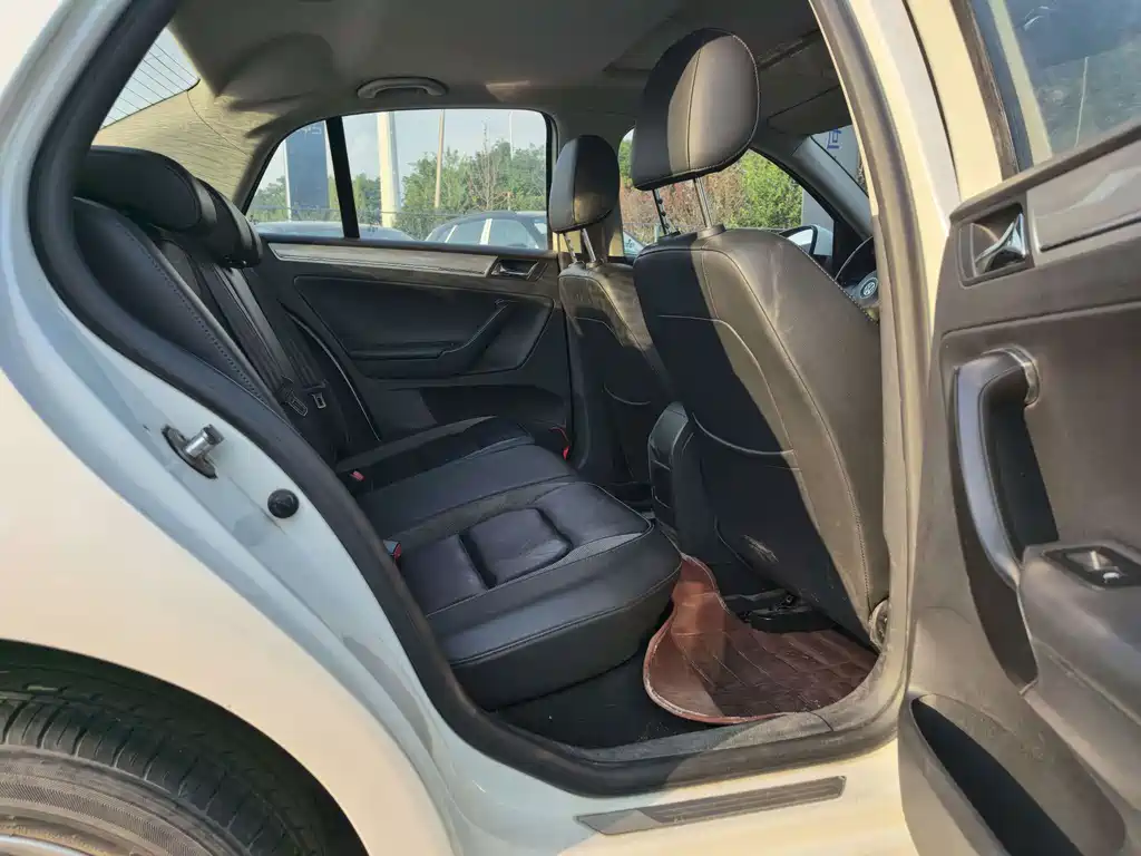 Volkswagen Bora 2015