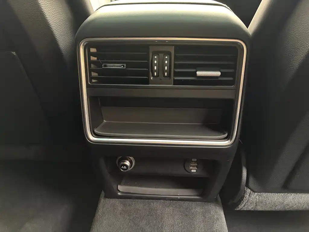 Porsche Cayenne 2018 — фото 17
