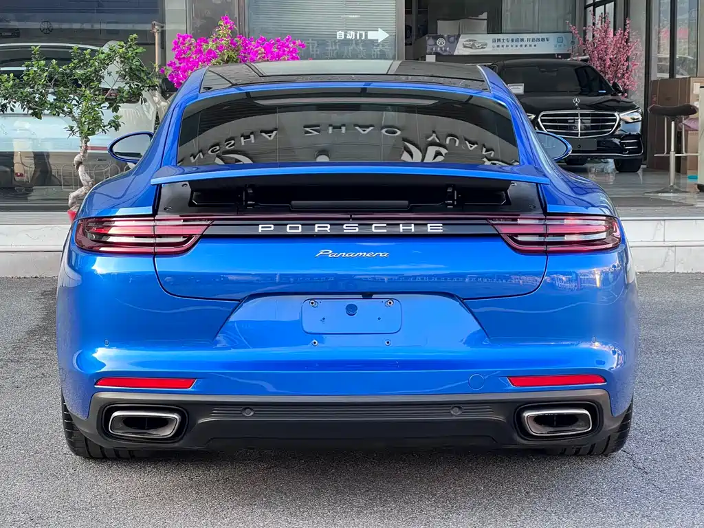 Porsche Panamera 2019 — фото 8