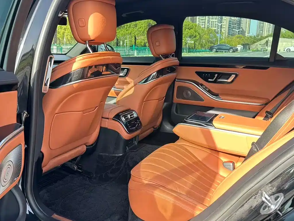 Mercedes-Benz S-Class 2023 — фото 12