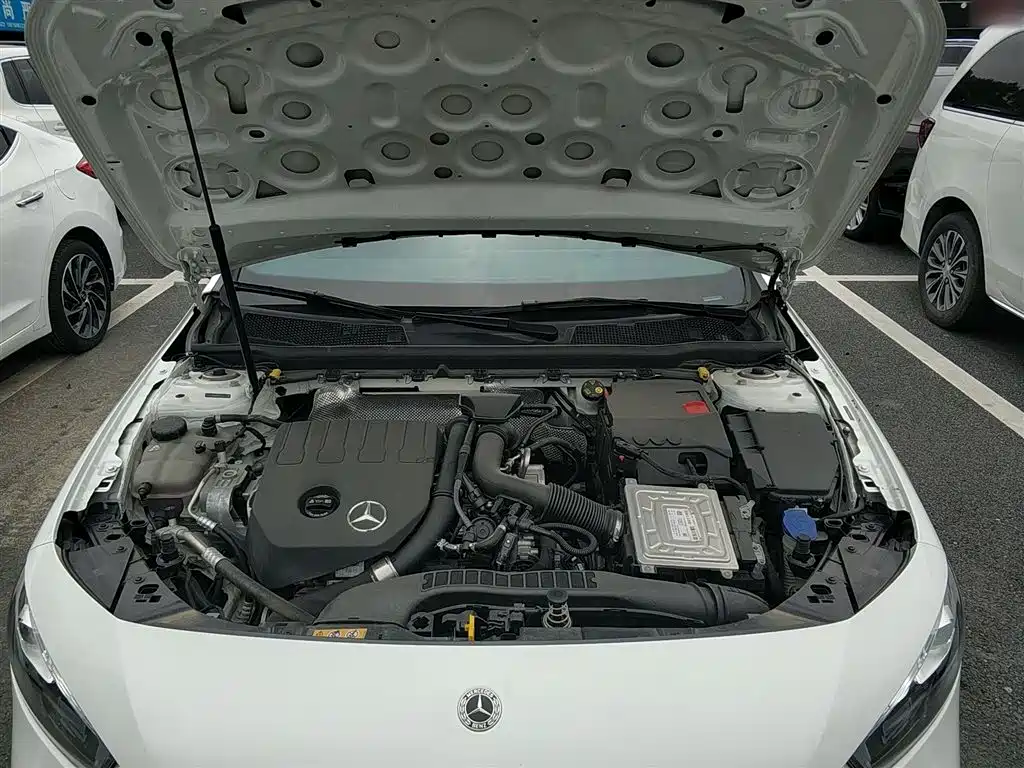 Mercedes-Benz A-Class 2023 — фото 20