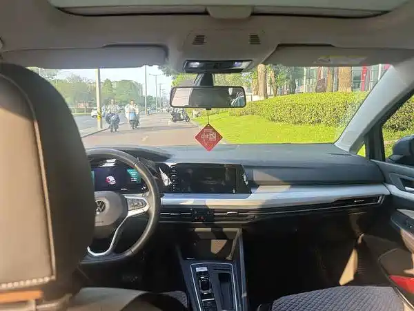 Volkswagen Golf 2022