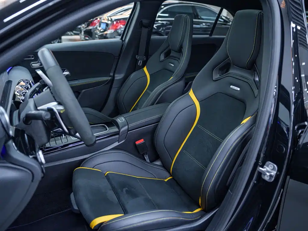Mercedes-Benz A-Class AMG 2024 — фото 14