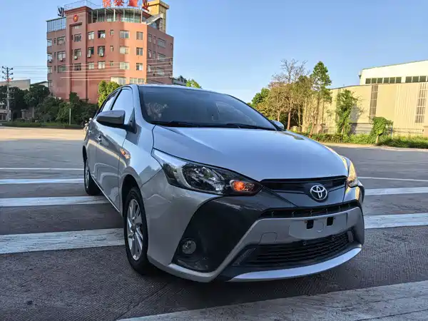 Toyota Yaris L 2019