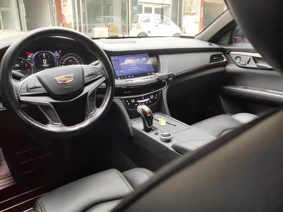 Cadillac CT6 2021 — фото 12