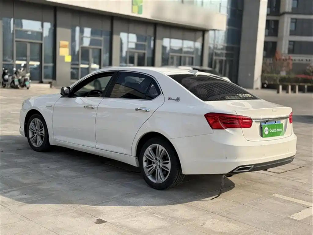 BAIC Senova D70 2015 — фото 22