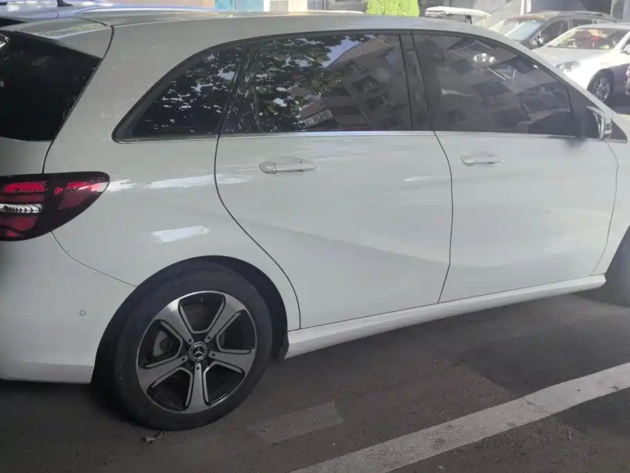 Mercedes-Benz B-Class 2018