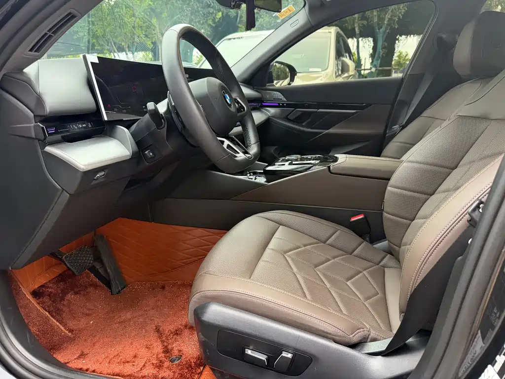 BMW 5 Series 2024